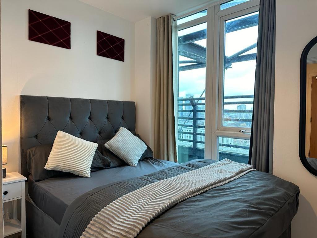 Cosy Views Apartment London Bagian luar foto