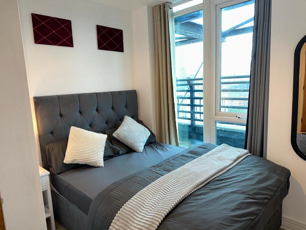 Cosy Views Apartment London Bagian luar foto
