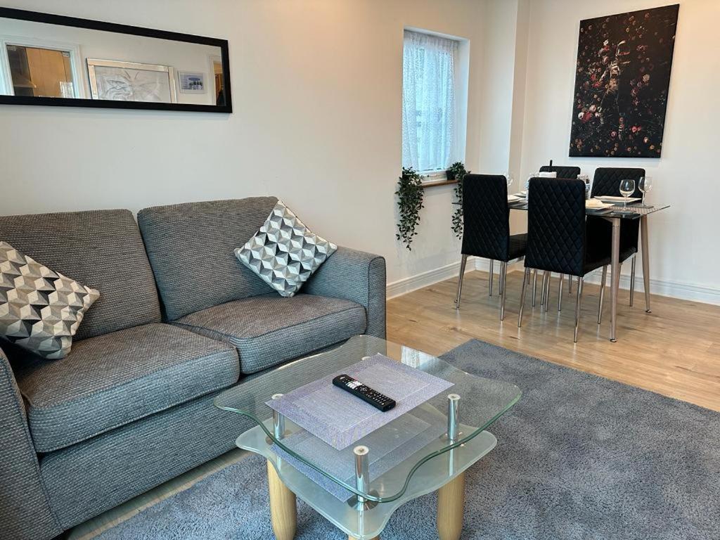 Cosy Views Apartment London Bagian luar foto