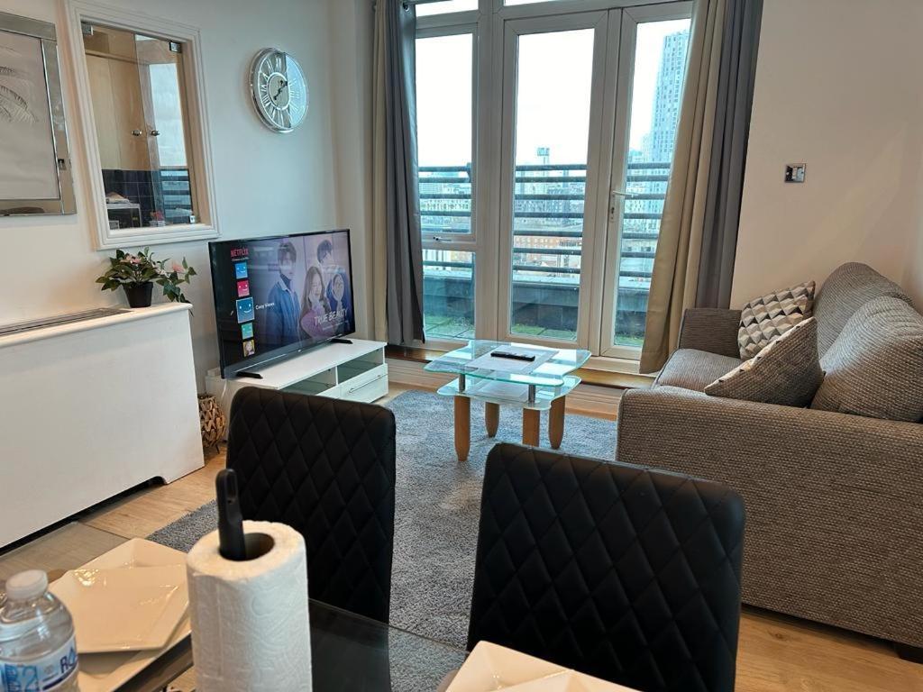 Cosy Views Apartment London Bagian luar foto